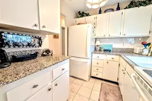 2453 Flamingo Blvd, Bradenton, FL 34207 - Photo 5