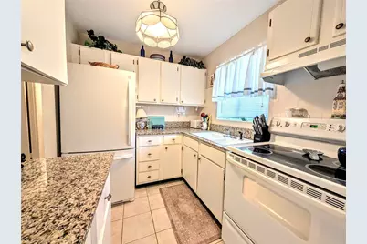 2453 Flamingo Boulevard #K33, Bradenton, FL 34207 - Photo 5