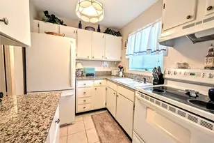 2453 Flamingo Blvd, Bradenton, FL 34207 - Photo 5