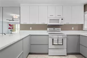 4660 Ocean Blvd, Sarasota, FL 34242 - Photo 9