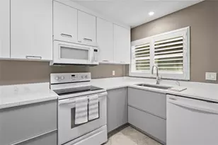 4660 Ocean Blvd, Sarasota, FL 34242 - Photo 19