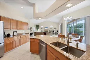 6392 Woodbirch Pl, Sarasota, FL 34238 - Photo 11