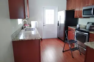 7631 NW 20th Dr, Gainesville, FL 32609 - Photo 3