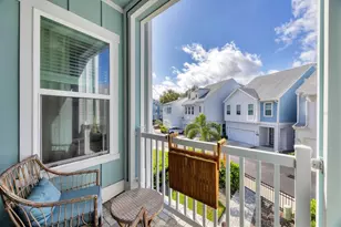 2353 Lindstrom St, Sarasota, FL 34237 - Photo 27