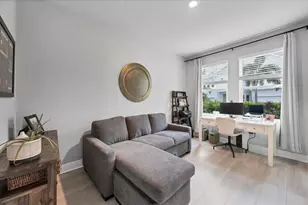 2353 Lindstrom St, Sarasota, FL 34237 - Photo 23