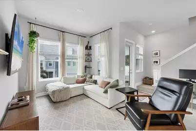 2353 Lindstrom Street, Sarasota, FL 34237 - Photo 9