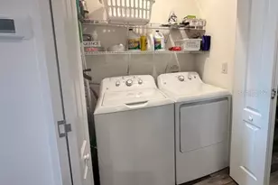 1825 Innisbrook Ln, Sarasota, FL 34234 - Photo 7