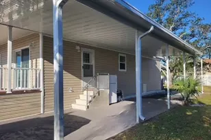 1825 Innisbrook Ln, Sarasota, FL 34234 - Photo 11