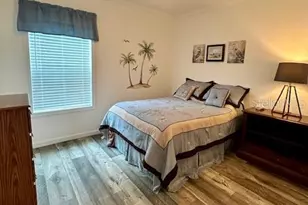 1825 Innisbrook Ln, Sarasota, FL 34234 - Photo 25