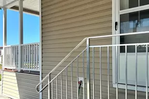 1825 Innisbrook Ln, Sarasota, FL 34234 - Photo 9