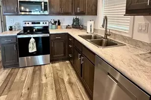 1825 Innisbrook Ln, Sarasota, FL 34234 - Photo 15