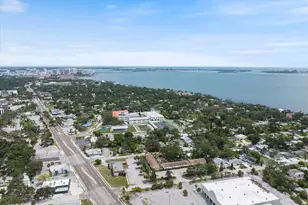 960 Highland St, Sarasota, FL 34234 - Photo 23