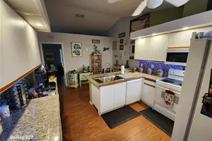 4121 Vallarta Ct, Sarasota, FL 34233 - Photo 13