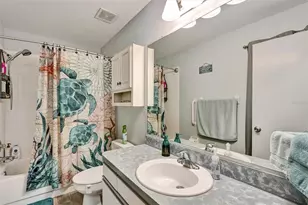 4121 Vallarta Ct, Sarasota, FL 34233 - Photo 9