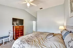 4121 Vallarta Ct, Sarasota, FL 34233 - Photo 15