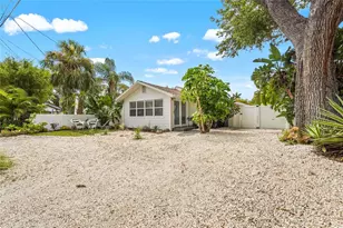 2705 2nd Ave W, Bradenton, FL 34205 - Photo 7