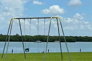 1 Key Capri, Treasure Island, FL 33706 - Photo 37