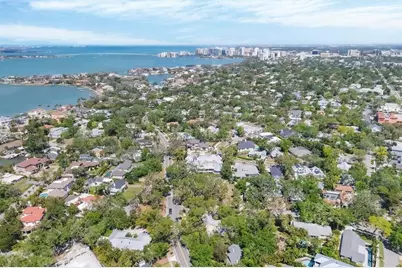 2315 McClellan Parkway, Sarasota, FL 34239 - Photo 33