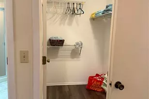 1203 Tallywood Dr, Sarasota, FL 34237 - Photo 13