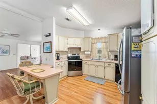 1117 Paradise Dr, The Villages, FL 32159 - Photo 9