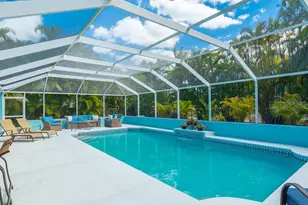 307 57th St, Holmes Beach, FL 34217 - Photo 23