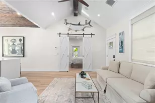 217 9th St E, Bradenton, FL 34208 - Photo 5