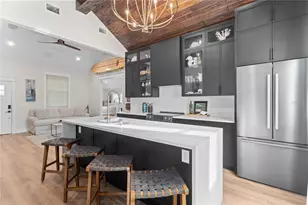 217 9th St E, Bradenton, FL 34208 - Photo 7