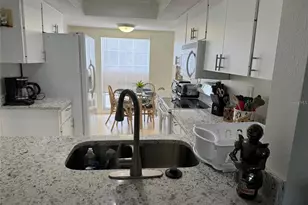 5246 Wedgewood Ln, Sarasota, FL 34235 - Photo 9