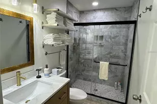 5246 Wedgewood Ln, Sarasota, FL 34235 - Photo 25