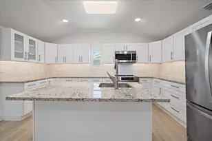 430 Harvard St, Englewood, FL 34223 - Photo 15