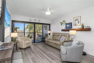 730 W Elkcam Cir, Marco Island, FL 34145 - Photo 27