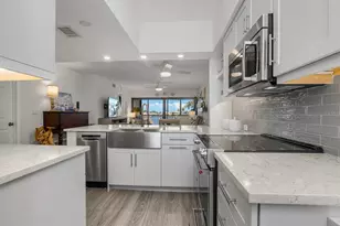 730 W Elkcam Cir, Marco Island, FL 34145 - Photo 13