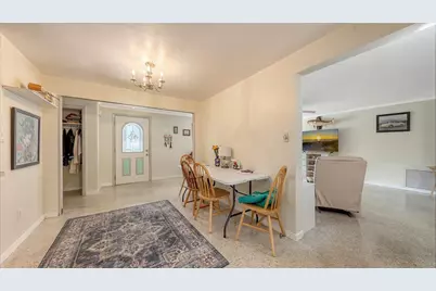 5302 Las Rosas, Sarasota, FL 34242 - Photo 9