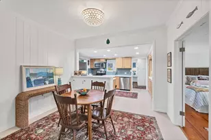 3734 Iroquois Ave, Sarasota, FL 34234 - Photo 7