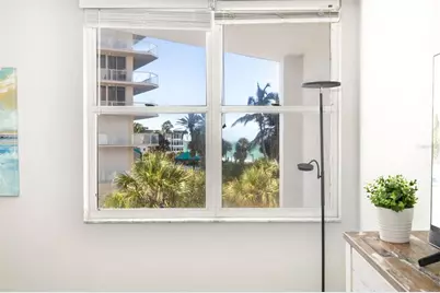 1770 Benjamin Franklin Drive #203, Sarasota, FL 34236 - Photo 31