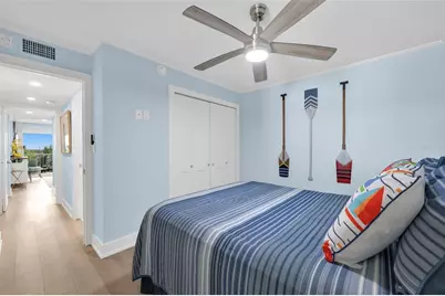 1300 Gulf Shore Boulevard N #700, Naples, FL 34102 - Photo 23