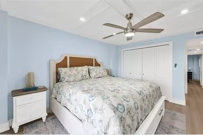 1300 Gulf Shore Boulevard N #700, Naples, FL 34102 - Photo 19