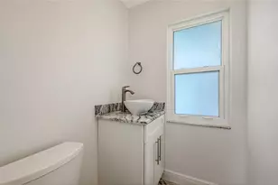 4830 Greywood Ln, Sarasota, FL 34235 - Photo 31