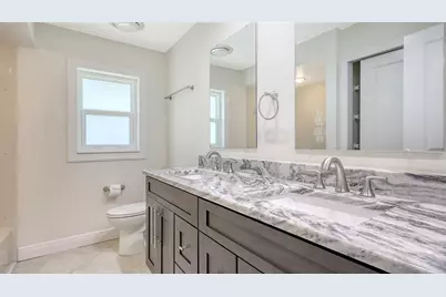 4830 Greywood Lane, Sarasota, FL 34235 - Photo 37