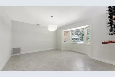 4830 Greywood Lane, Sarasota, FL 34235 - Photo 9