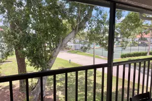 4411 46th Ave W, Bradenton, FL 34210 - Photo 9