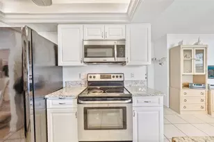 805 Mandarin Cir, Bradenton, FL 34208 - Photo 19