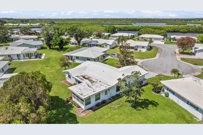 805 Mandarin Circle, Bradenton, FL 34208 - Photo 35