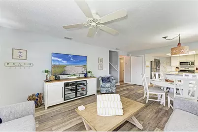 304 74th Street #B, Holmes Beach, FL 34217 - Photo 5