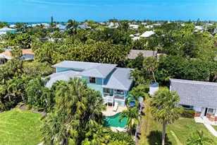 304 74th St, Holmes Beach, FL 34217 - Photo 31