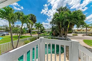 304 74th St, Holmes Beach, FL 34217 - Photo 3