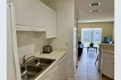 4457 45th Avenue W #202, Bradenton, FL 34210 - Photo 11