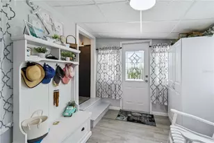 1100 University Pkwy, Sarasota, FL 34234 - Photo 3