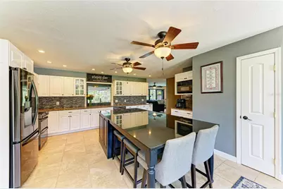 6114 95th Street Circle E, Bradenton, FL 34202 - Photo 9