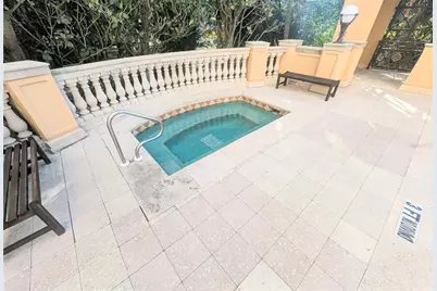 750 N Tamiami Trail #1402, Sarasota, FL 34236 - Photo 19